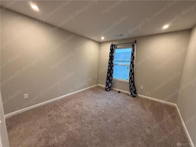 Building Photo - 1640 Autumn Spice Pl