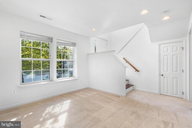 Building Photo - 8320 Stickley Ct