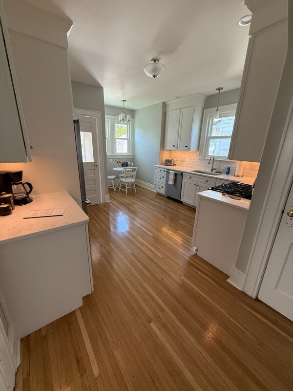 Building Photo - 1804 Storrs Ave