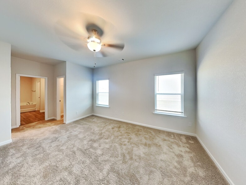 Building Photo - 1247 Fendt Dr