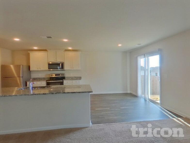 Building Photo - 4008 Reinfield Dr