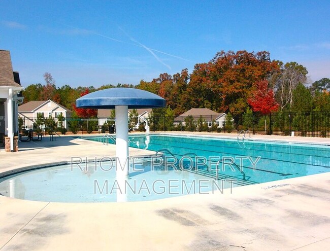 Building Photo - 3026 Birdsong Ave