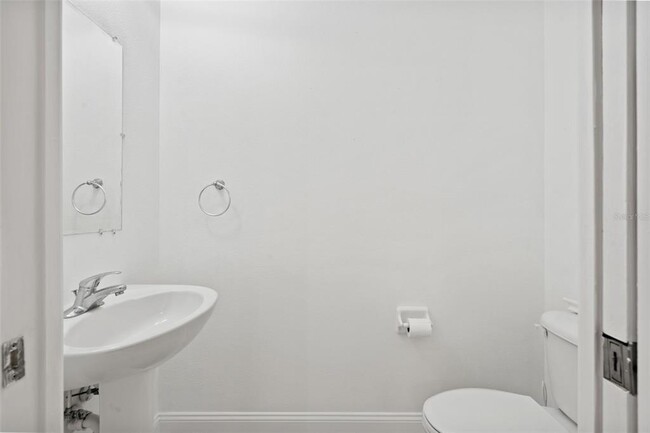 Building Photo - 7421 Arlington Grove Cir