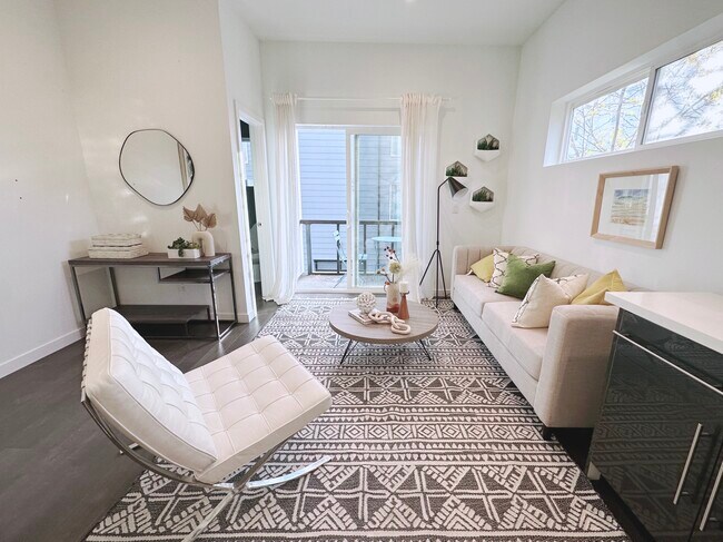 Building Photo - 1525 NW 60th St