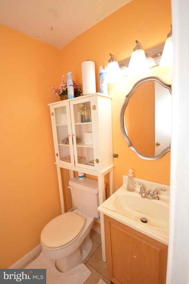 Building Photo - 14595 Woodland Ridge Dr