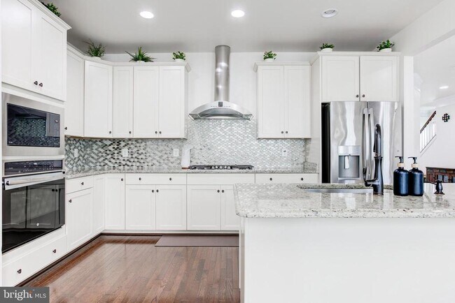 Building Photo - 22800 Bubbling Brook Dr
