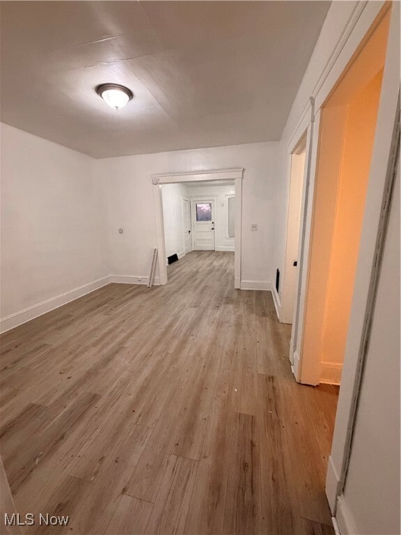 Building Photo - 10512 Greenlawn Ave