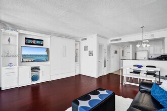 Building Photo - 2501 S Ocean Dr