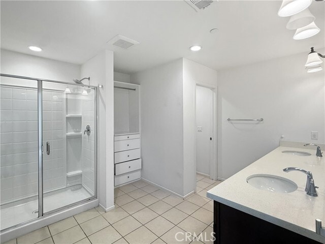 Building Photo - 15375 Lotus Cir