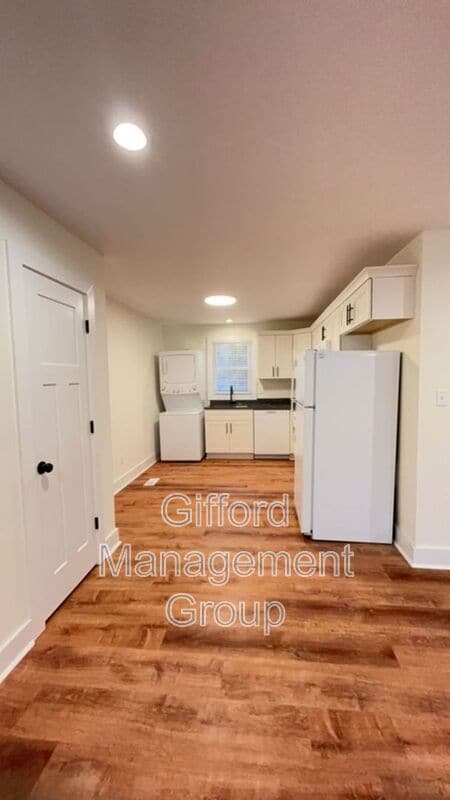 Building Photo - 9628-9632 12th Bay St