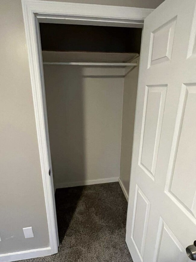 Building Photo - 3 bedroom house for rent