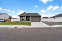 Building Photo - 308 Ruby Ave