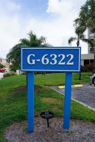 Building Photo - 6322 Palma Del Mar Blvd S