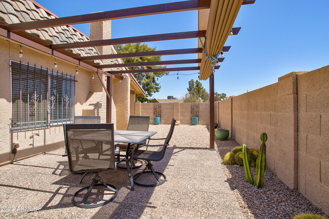 Building Photo - 11601 S Maze Ct