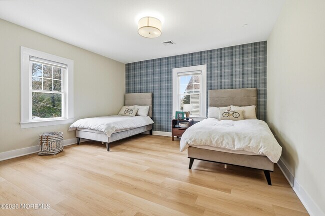 Building Photo - 14 Norwood Ct