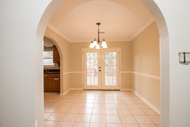 Building Photo - 3 bed 2 bath in Valley View