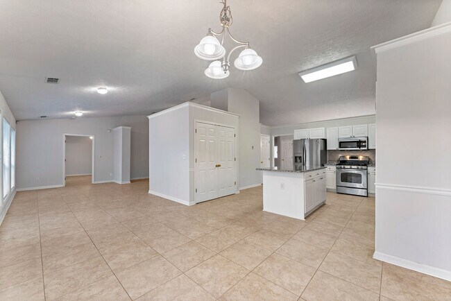Building Photo - 750 Arbour Glenn Ct NW
