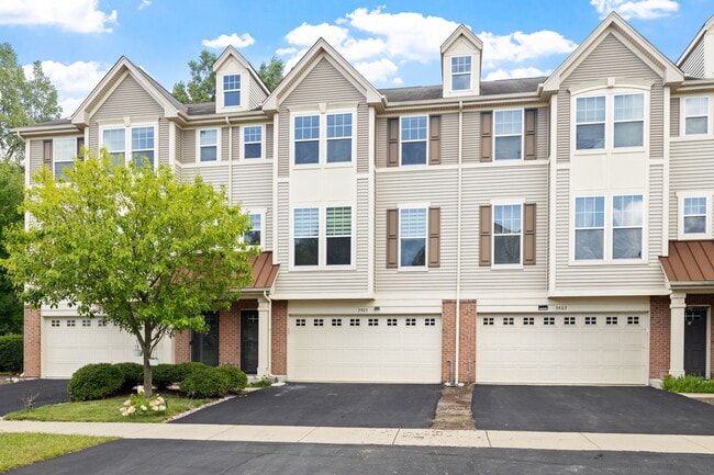 Primary Photo - 3465 Bradbury Cir