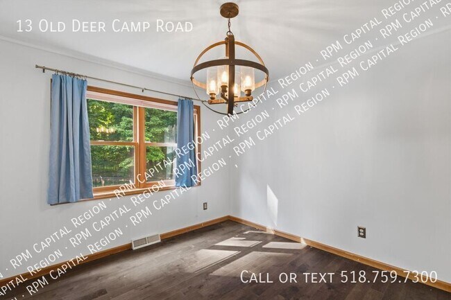 Building Photo - 13 Old Deer Camp Rd