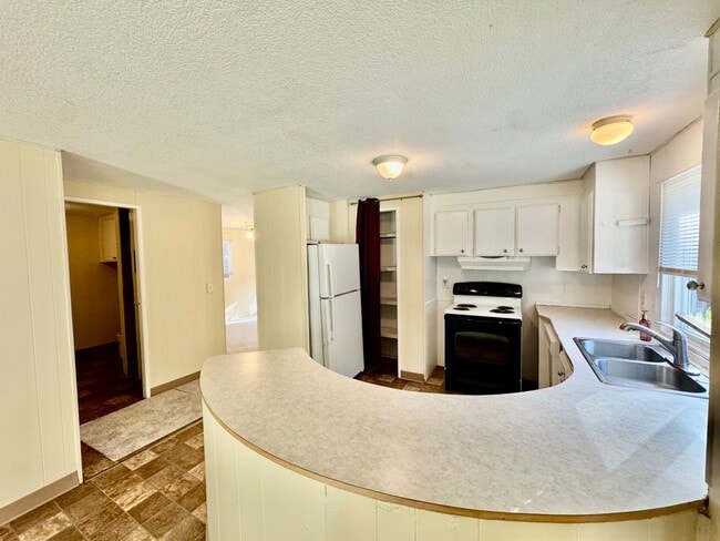 Building Photo - Large Yard 3bd 2ba Home in Long Beach!