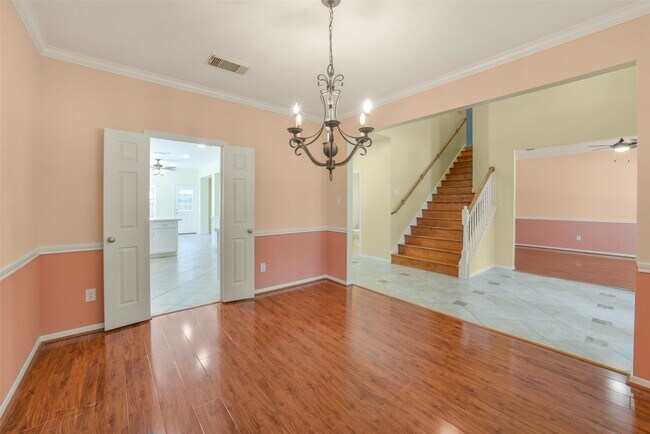 Building Photo - 2414 Falcon Knoll Ln