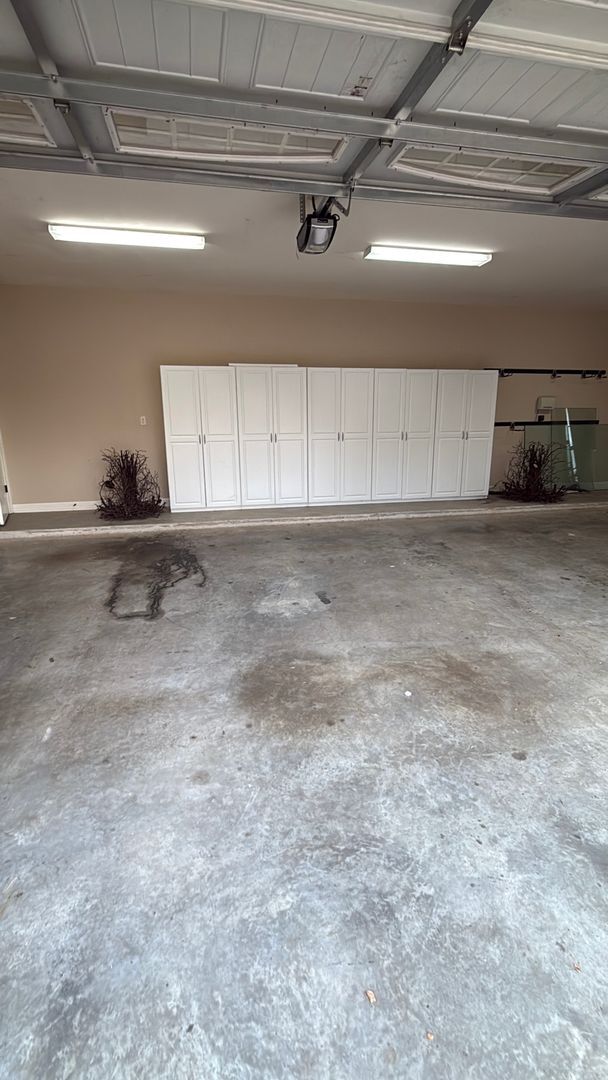 Building Photo - Rental Property in Twelve Oaks