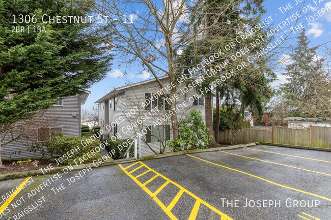 Building Photo - 1306 Chestnut St