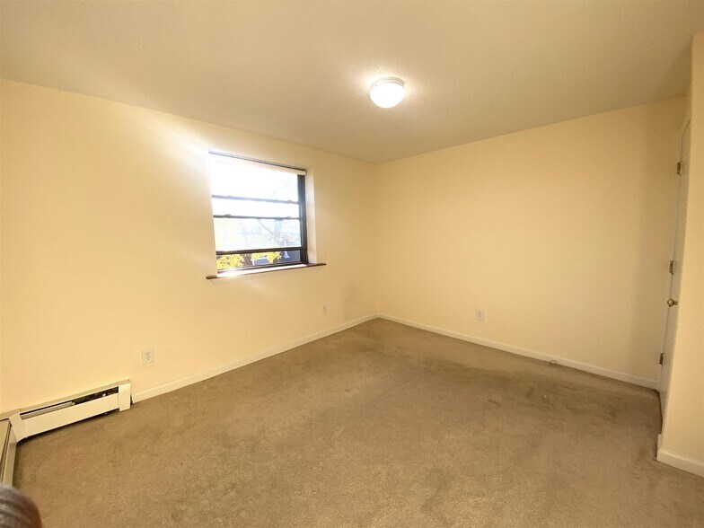 Building Photo - 80 Highland Ave