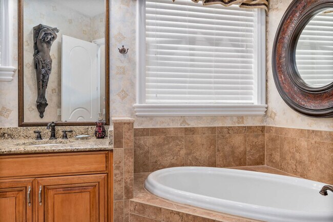 Building Photo - 7841 Palmilla Ct