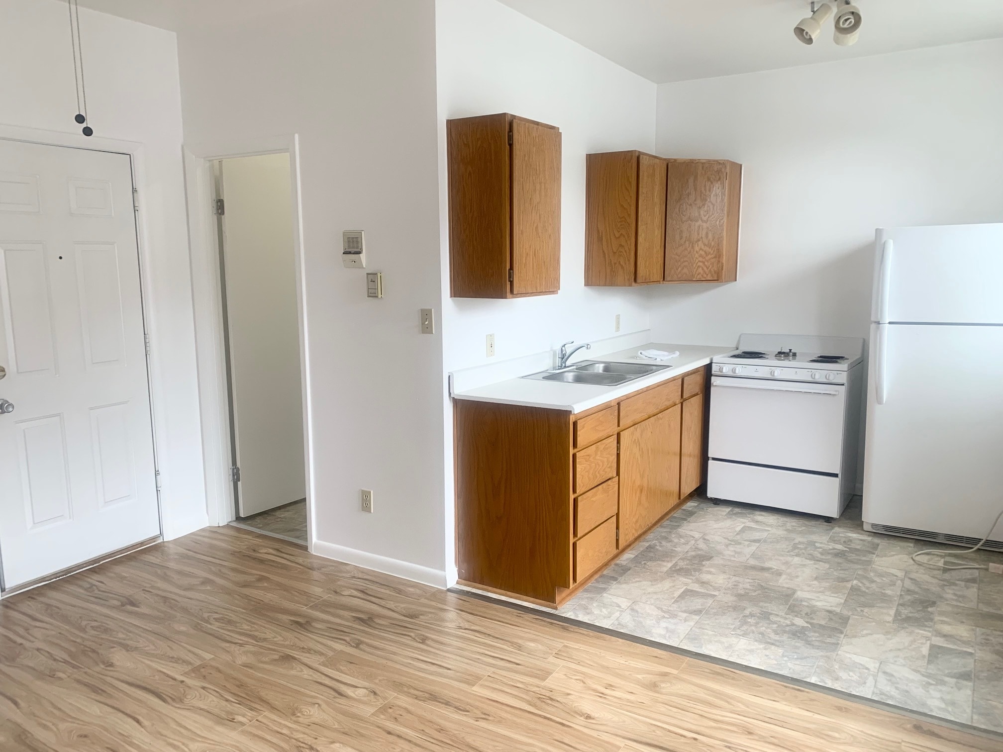 Kitchen-Bathroom door - 454 S 500 E