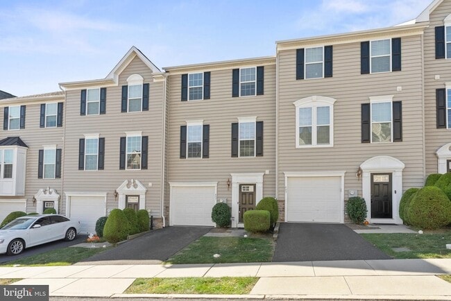 Building Photo - 407 Susan Cir