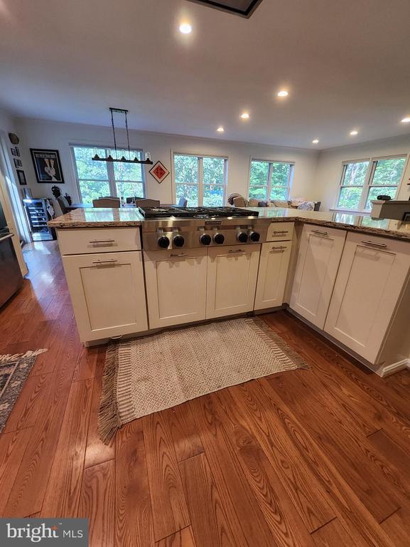 Building Photo - 5134 Shady Oak Ln