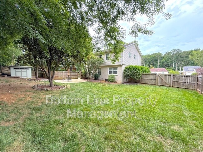 Building Photo - 6741 Windyrush Rd
