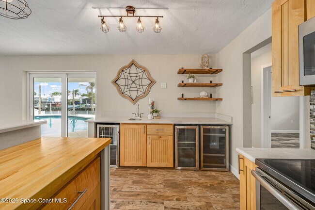 Building Photo - 458 Sandpiper Dr