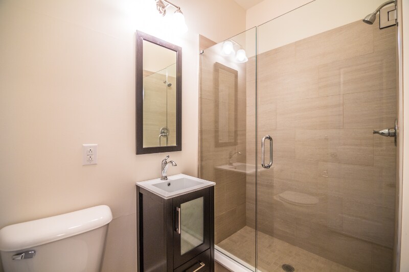 Building Photo - 411 N 34th St