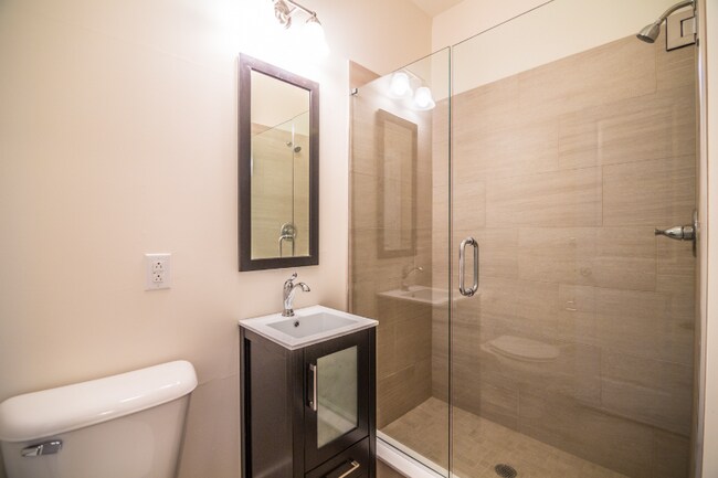 Building Photo - 411 N 34th St
