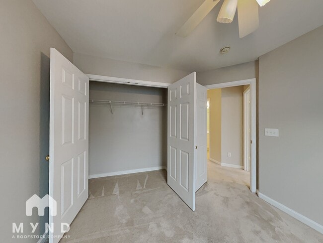 Building Photo - 2820 Barrymore St