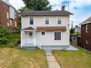 Building Photo - 160 Hazelwood Ave