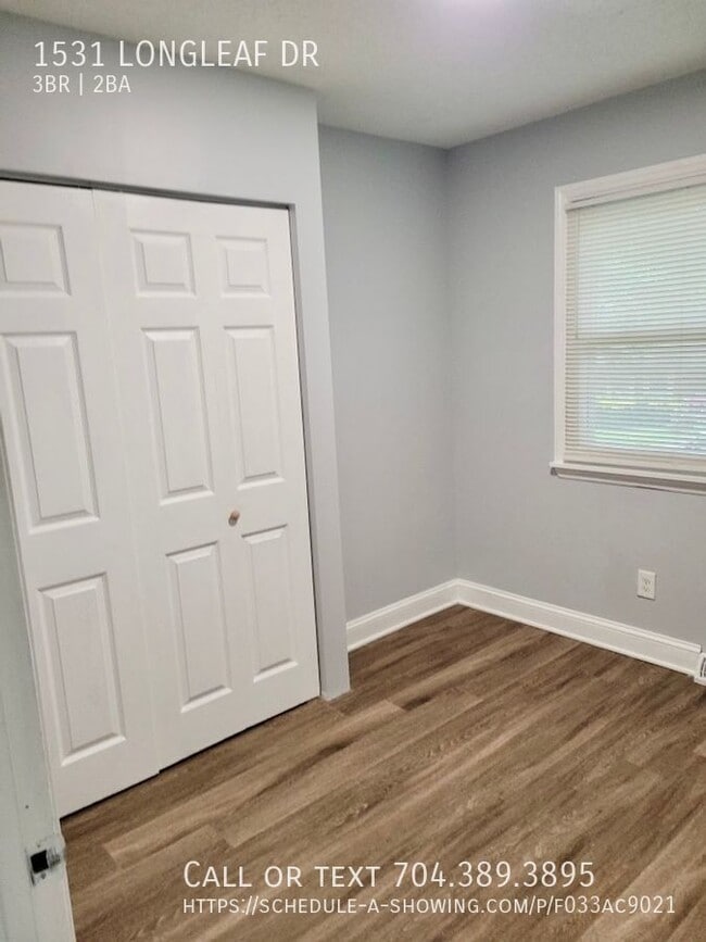 Building Photo - 1531 Longleaf Dr