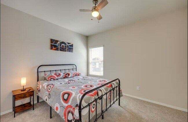 Building Photo - First Time Rental! 4 Bedroom 2 1/2 Bath ~M...