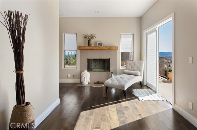Building Photo - 7420 Cliffside Ct