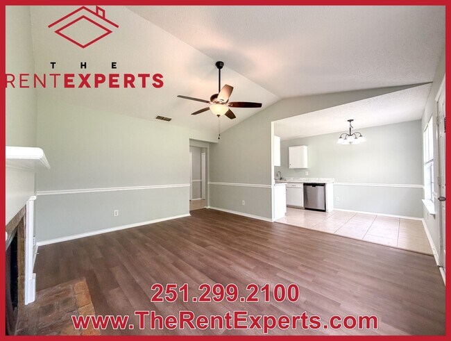 Building Photo - 9760 Royal Woods Dr N