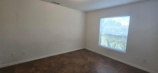Building Photo - 9995 SW 41st Ave