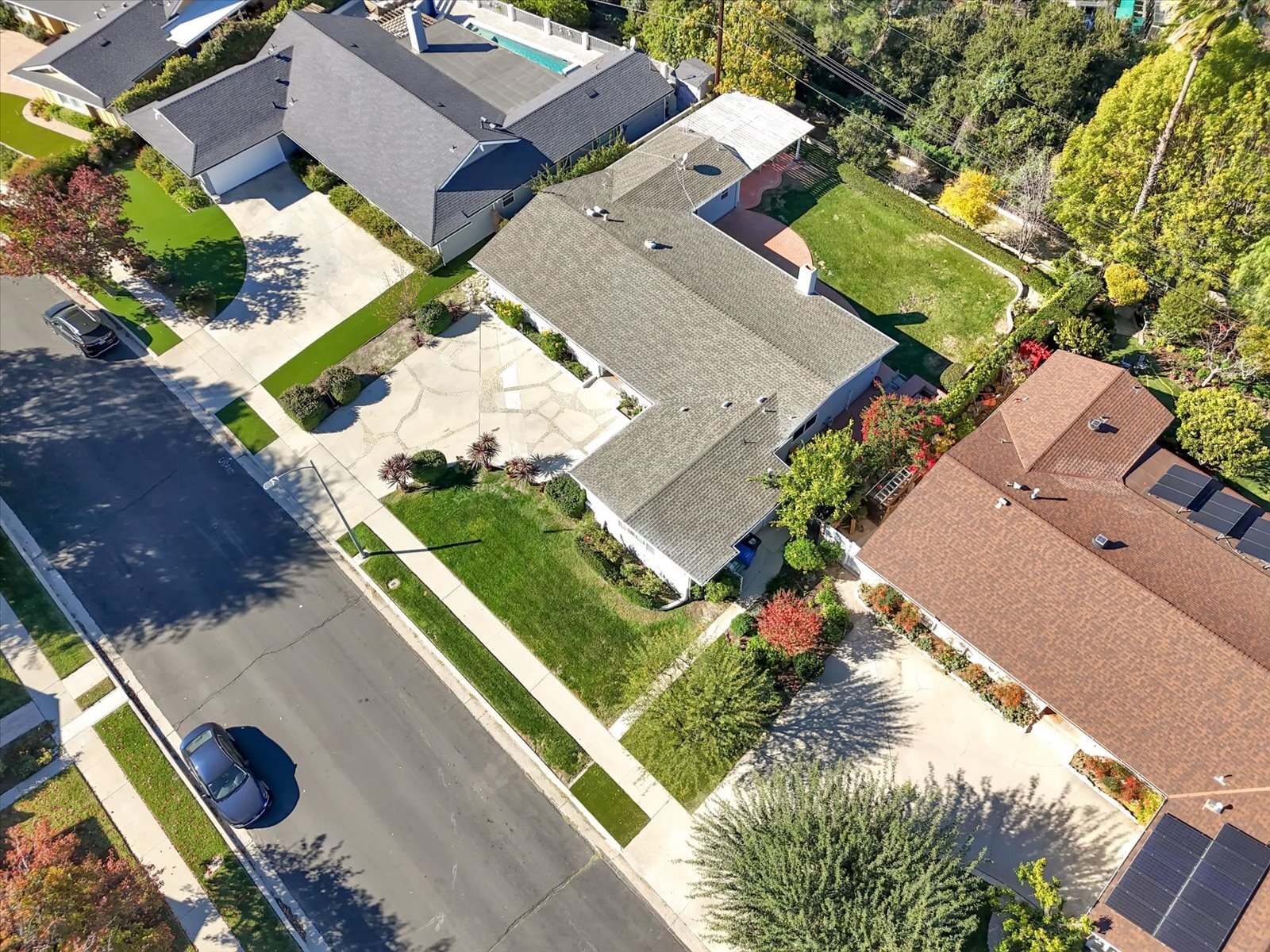 Building Photo - 8201 Clemens Ave