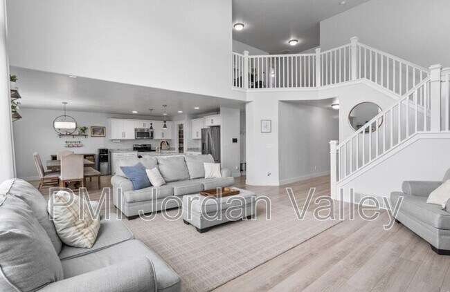 Building Photo - 4887 W White Pearl Ct