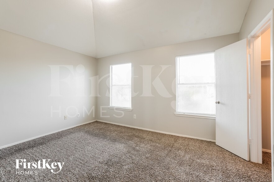 Building Photo - 7507 Kennemer Dr