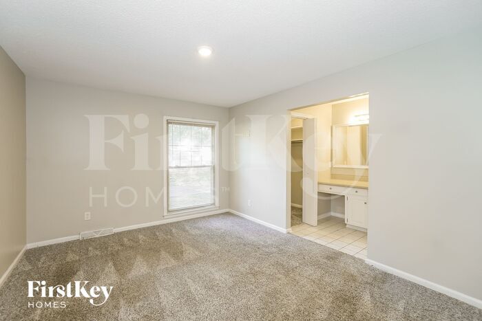 Building Photo - 104 Heron Ct