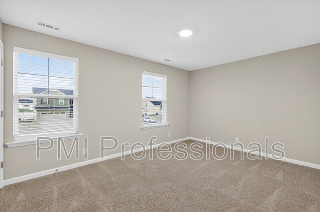 Building Photo - 353 Ruby Cate Wy