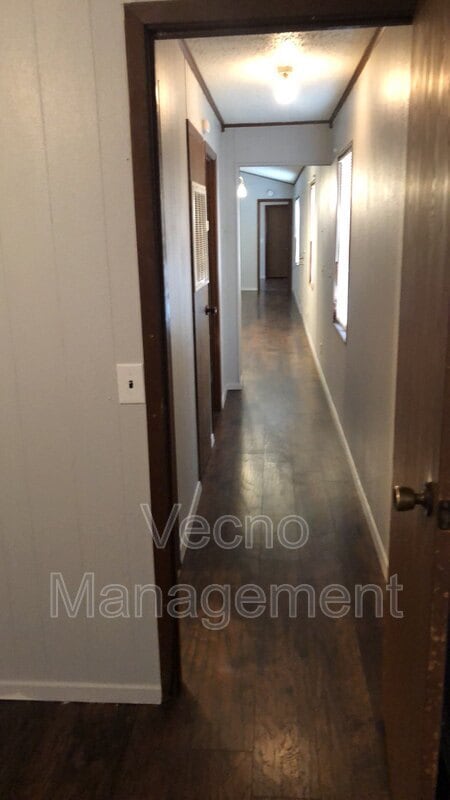 Building Photo - 201 S Preston Rd