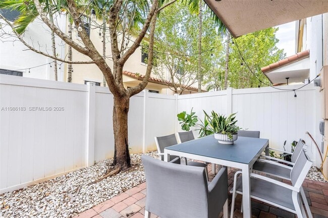 Building Photo - 110 NW 209th Way